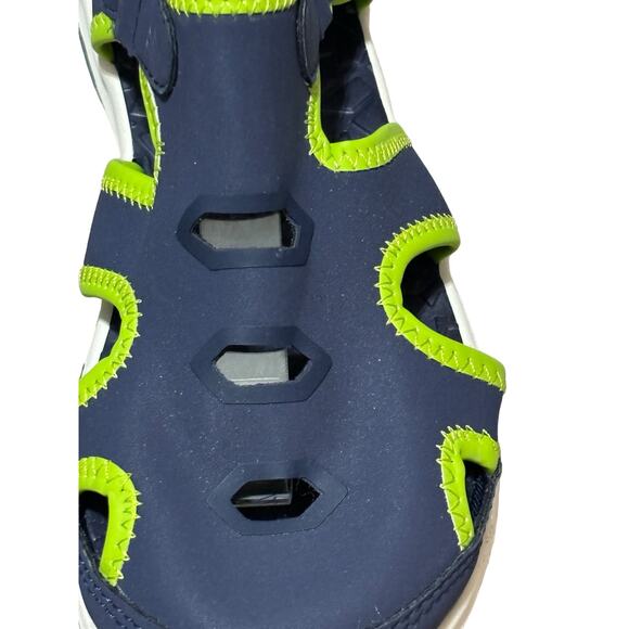 LANDS END Blue Green Close Toe Water Sandal Youth Size 3M Casual Beach Comfort - Picture 2 of 6